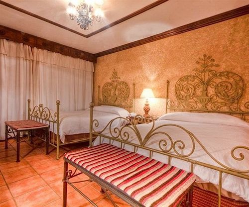 Hotel Atitlan 5*